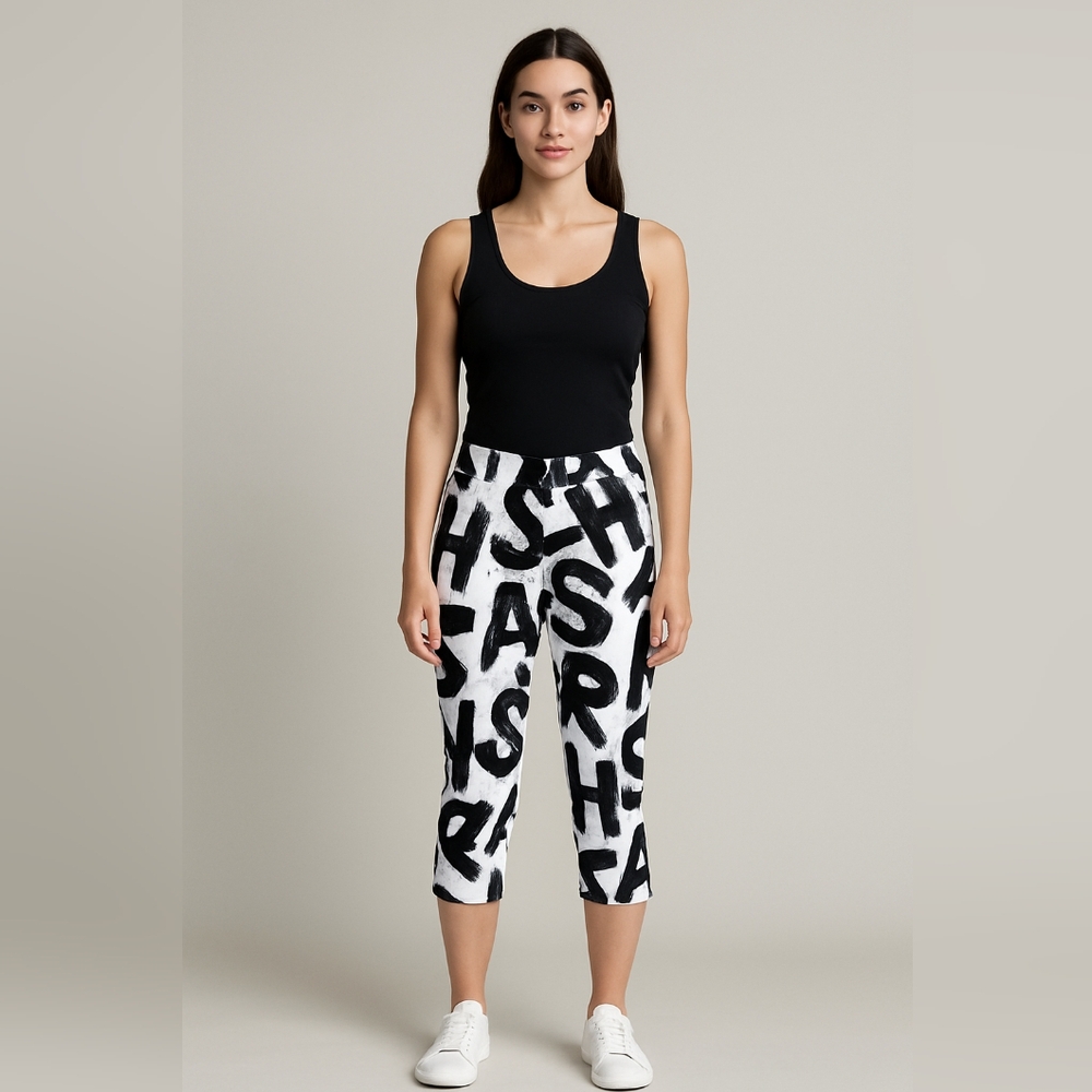 Isaac Mizrahi Black and White Graffiti Cropped Pants Size 2